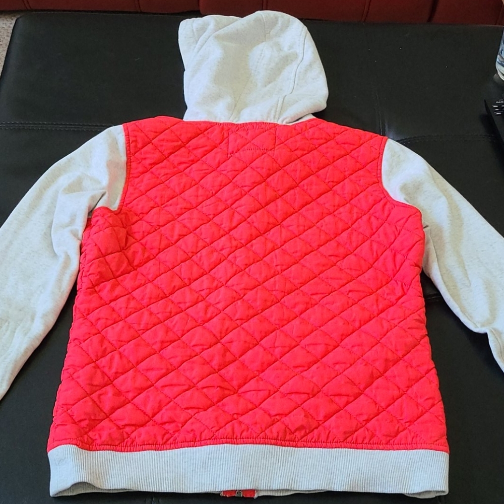 Sweatshirt - Picture 2 of 3